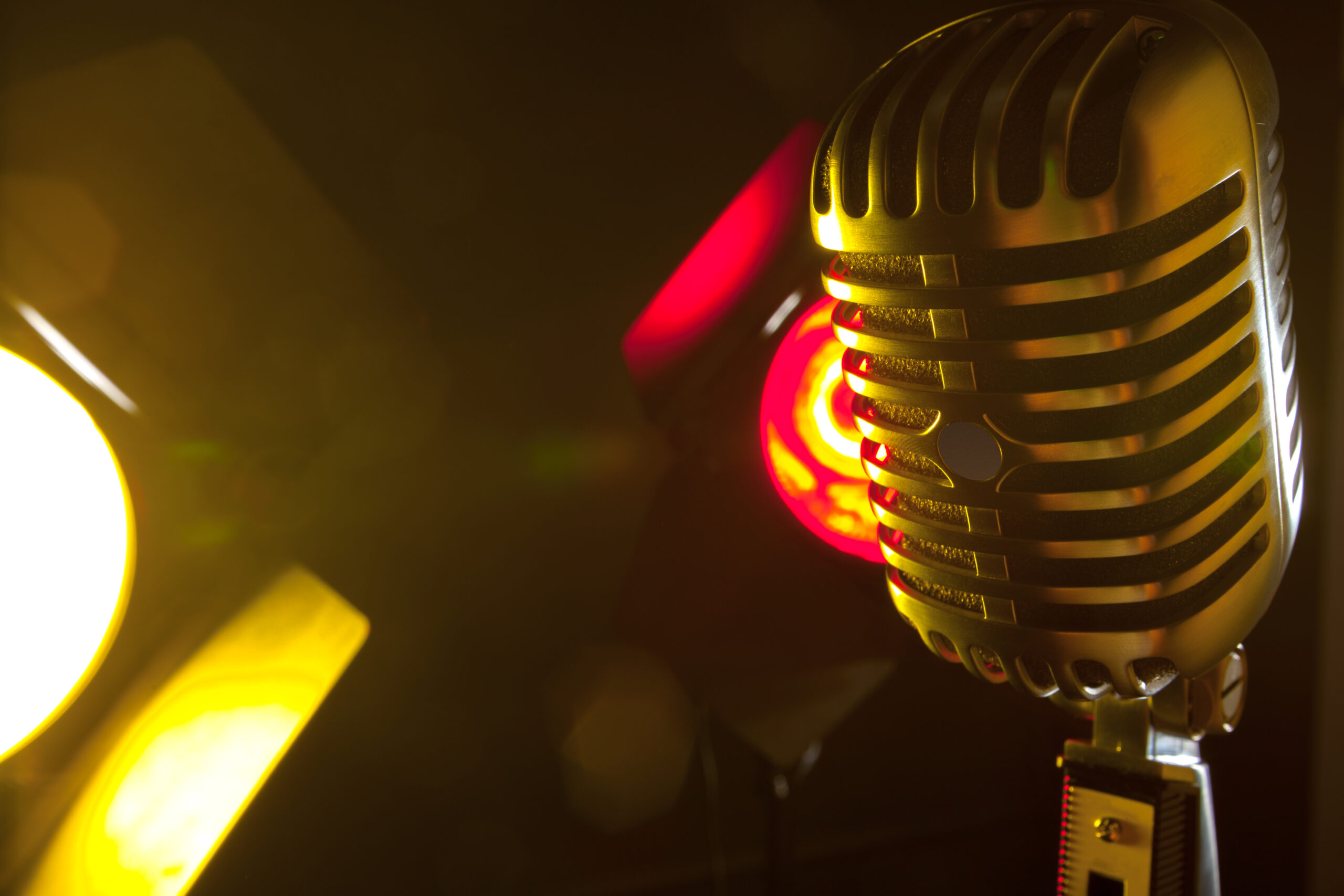 Easy Karaoke Music Tracks to Sing